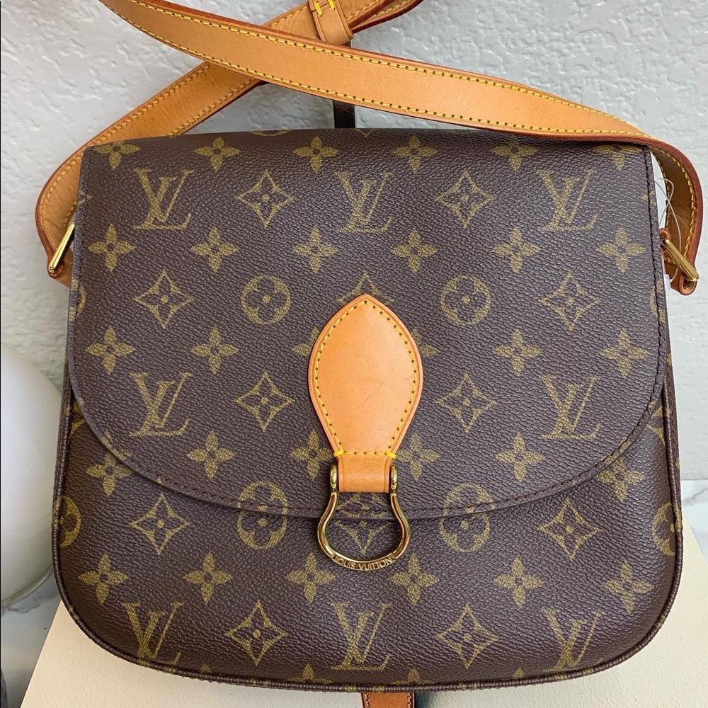 ❗️SOLD❗️🛍Louis Vuitton St Cloud GM🛍